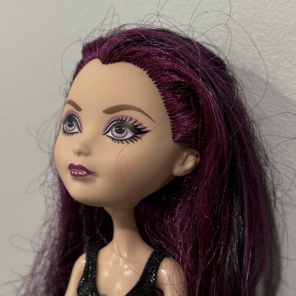 Ever After High Doll Raven Queen First Chapter Mattel - Picture 3 of 9
